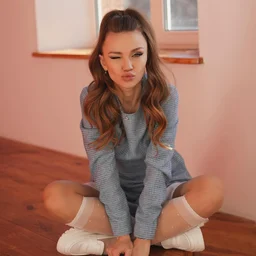 DLDSS-052 Beautiful secretary covered in humiliation and body fluids. Even when her husband is around, she can't control her aching in-house cuckold sex. Minojaku