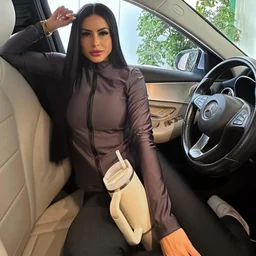 The big glans hits the uterus and has sex!