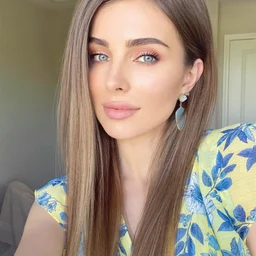 [Farmers and workers have a passionate couple] Two coquettish sisters hook up with a peasant worker outdoors and have a passionate couple. They blowjob the big cock directly on the ground. The two sisters get on top passionately, and the younger brother v