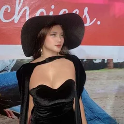 Loli 03 school beauty, the current little girl has a great development of snow-white big breasts and pink pussy