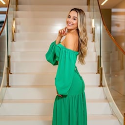 NEO--704 Cold Deep Kiss Valenta Rich