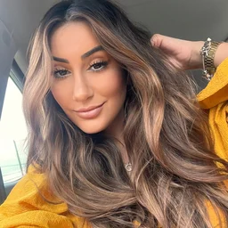 Even if you ejaculate, saliva, saliva, and creampie markings are poured out. A big-breasted plump female boss and a mess of body fluids!