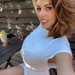 [Little girl in 2005] Slightly fat loli school girl_just grown up! The best young girl with a big butt that is extremely developed! _1...