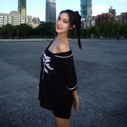 The slut girl begs for masturbation and has super obscene sex until morning