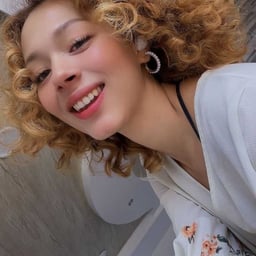 After school, I realized that I like boys with weak nipples.