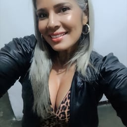 Busty wife was gang-raped by drunk men [Chinese subtitles]