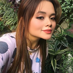 Hands-free and greedy blowjob of busty big breasts. Three cum in your mouth isn't enough...please! Appear in my heart☆White and beautiful Wakana-chan Vol.9-cd2