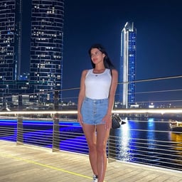 Even though she's so young and cute, the mere fact that she's married makes me look gap-moe.