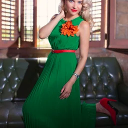 Magic Mirror Bus's first fake challenge with a cosplayer, unknown actor SVMGM033cd1