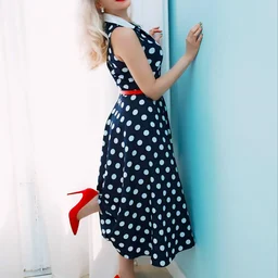 Realistic and flexible best unknown actor with big breasts.