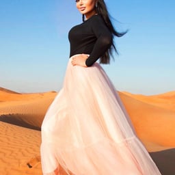 FUFU177 Clerk’s wife was tricked into receiving a pleasurable massage…F.S (4う7).