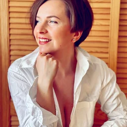 [Online Video] Beautiful legs and feet series, don’t miss it if you like it