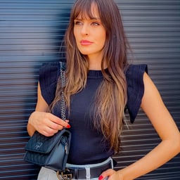 Sexy girl Yaoyao can't have enough fun by herself, so she has to find a sex partner to quench her thirst.