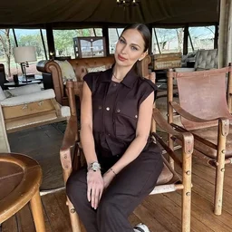 :DASD-633 My girlfriend was cuckolded by my neighbor. “The brush strokes of a self-proclaimed painter who treats art college students” Aika Usaki 1 DASD-633 My girlfriend was cuckolded by my neighbor. “The brush strokes of a self-proclaimed painter who treats art college students” Aika Usaki 1