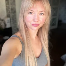 Millions of fans show their faces. Japanese porn star Obokozu forcibly drags the male gym coach into the elevator for oral sex and swallows semen.