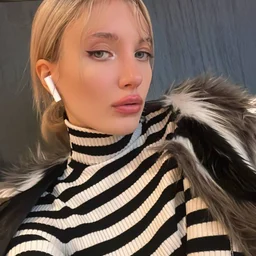 SVDVD-777 Rape a young lady student from the countryside who came to Tokyo on a school trip! Let the first cat call a friend and go on a girl's live circle cruise!