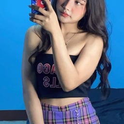 Lao Jin’s flirting atmosphere is perfect, her only purpose is to fuck her while she cries, her delicate body is fucked hard by a big cock