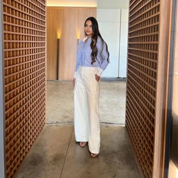 GS261 couldn’t stand it after drinking with her arrogant female boss at the hotel where she stayed on a business trip! .