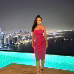 The secret behind the beautiful tutor’s popularity among her students is a passionate tongue kiss Ningning Yoshitaka FSDSS-533-C