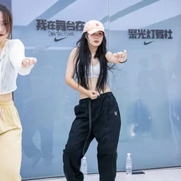 Nine-headed body 170CM top-quality royal sister! Pearl panties single leg black stockings! (1)