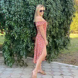 's boss is the night guy Yui Hatano. .