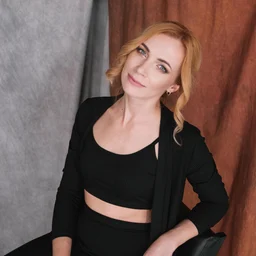 The sister's juicer makes the rich brother have sex together [First blowjob] Two stunning beauties in stockings and high heels with good figures. One licks the dick and the other licks the anus. They take turns to fuck and moan and moan hard for a few sec