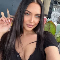 If you can endure Akari Niimura's amazing technique, you can have raw creampie sex! .