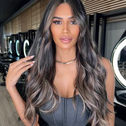 SORA-247 Female fallen shrine maiden Asahi Minamino (1) (1) whose seal containing the spirit of a sexual beast has been broken