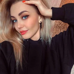 In the second scene, I made an appointment with a long, straight black girl who took off her clothes. She was too coquettish and took the initiative to spread her legs and touch her pussy. She was very gentle, considerate and talkative.