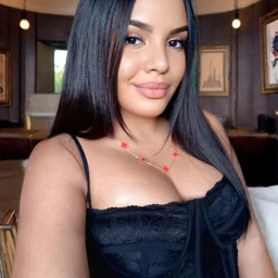 Momo Honda, a slut in erotic stockings who invites ejaculation with her beautiful legs.