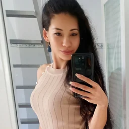 -The disgusting female president absolutely submits to my big dick, a meat masturbator KAORI!