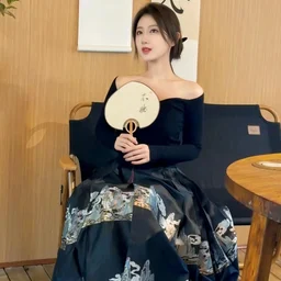 Height 171cm. Miraculous eight-headed beautiful wife who was once a photo idol. Shirakawa Hanakii. 41 years old. Shirakawa Hanakii SDNM-345-C.