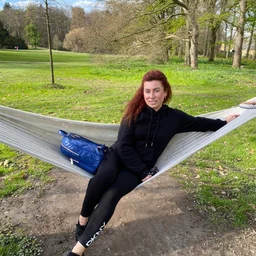 Miraculous eight-headed beautiful wife