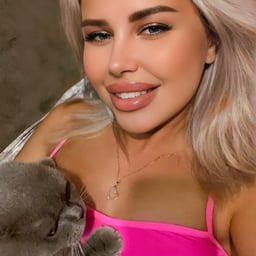 Nice breasts! What a contraction! Nice ass! of!