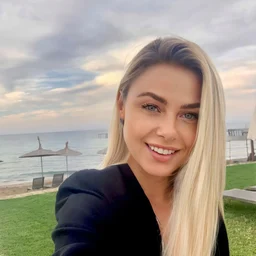 IPX-868 While on duty... The big-breasted female member of the original photo idol suddenly fell in love and seduced Sakura Sora Momo