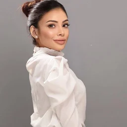 MEYD-834-C A beautiful butt wife with a short cut who looks good in shorts works at a coffee shop.